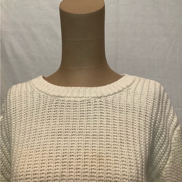 Coquette Women’s Full Tilt White Cropped Crew Neck Sweater - Picture 5 of 8